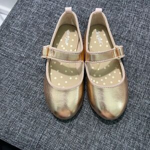Gold Girls flats